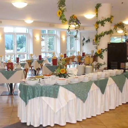Hotel Stella Montis Campitello di Fassa